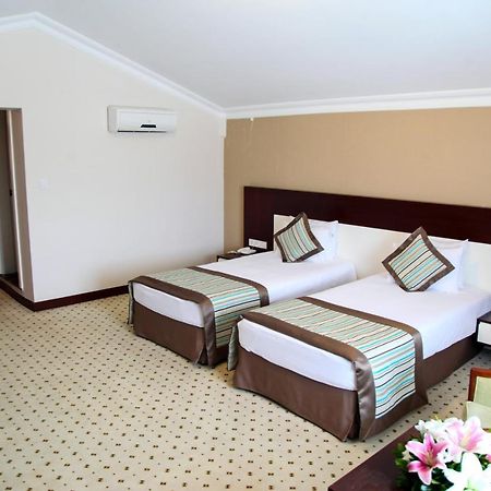 Hotel Yayoba Текидраг Екстериор снимка