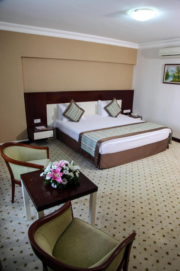 Hotel Yayoba Текидраг Екстериор снимка